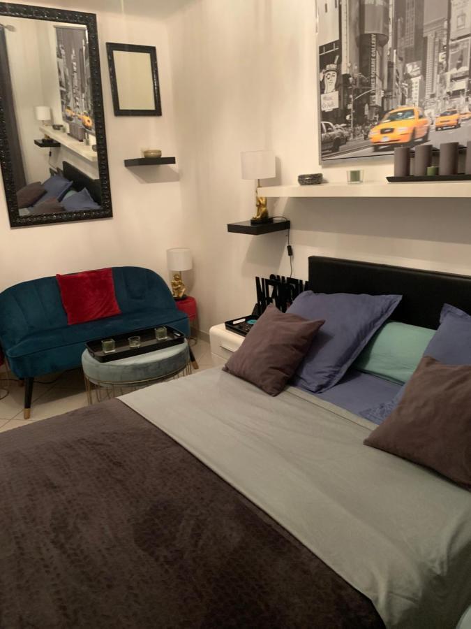 Chambre Dans Guest House Borrigo Menton Exterior foto